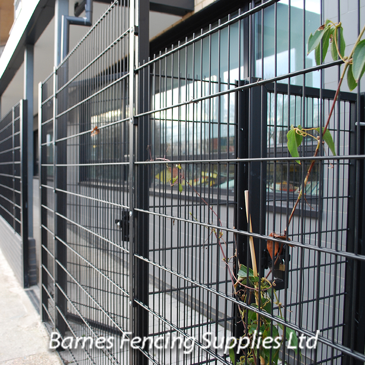 Close Board Gates